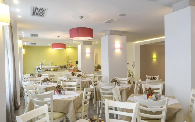 Xenia Hotel