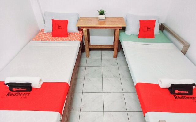San Juanico Travellers Inn - RedDoorz