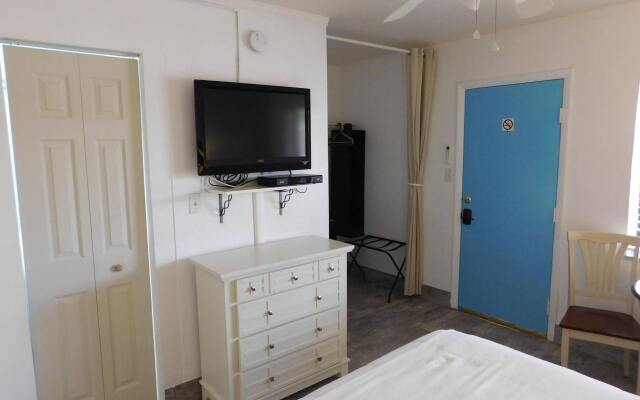 Nokomis Inn and Suites