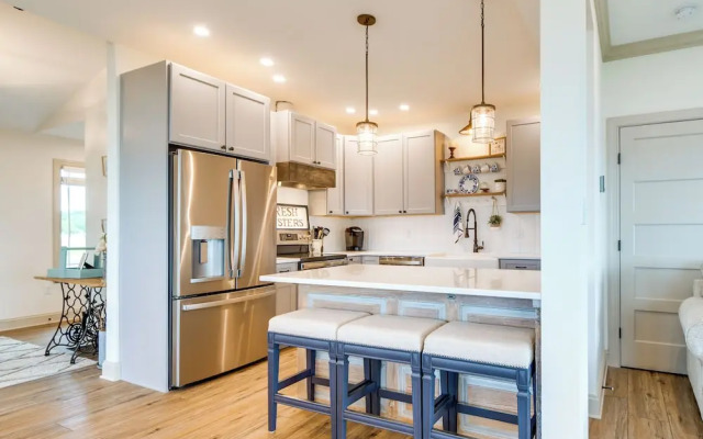 Waterfront Maryland Vacation Home: Private Beach!