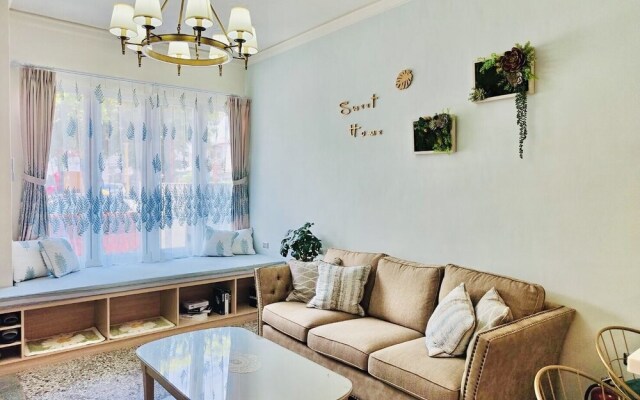 6 person single house