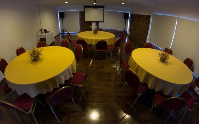 Hotel Malargüe Inn & Suites - Spa Casino