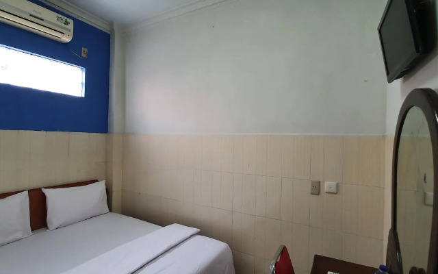 Serena Anggrek Hotel