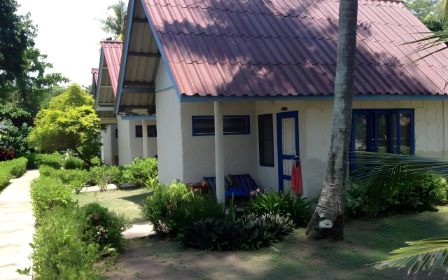 Good Days Lanta Beach Resort