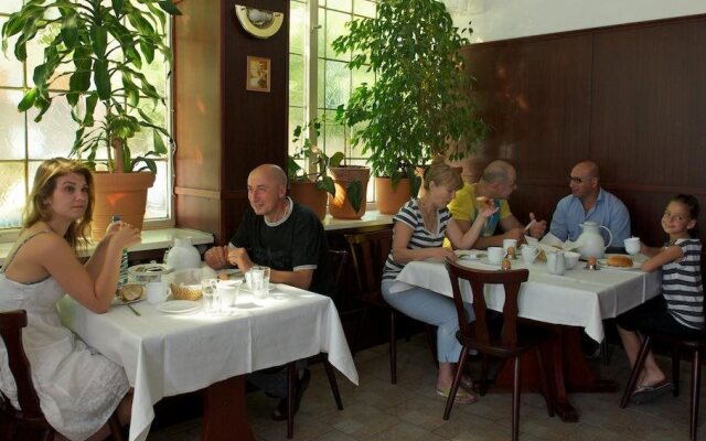 Hotel-Pension Sickinger Hof