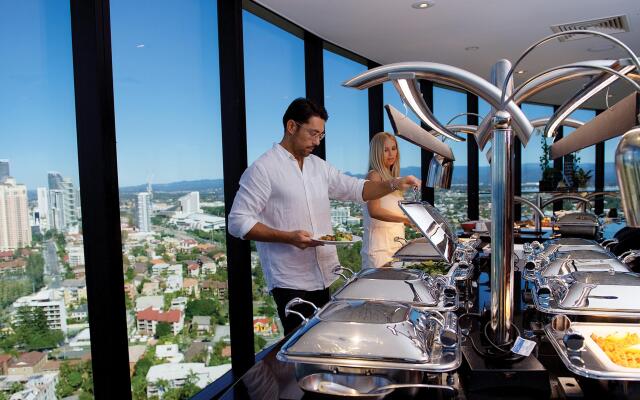 Crowne Plaza Surfers Paradise by IHG