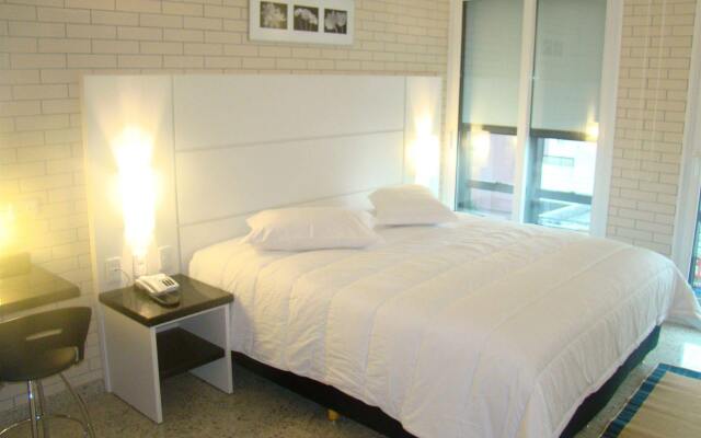 Hotel Confiance Prime Batel