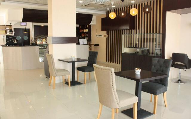 Dhilal Hotel Apartments