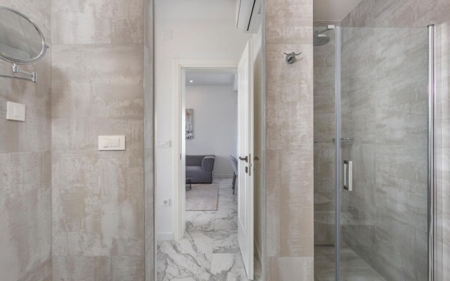 Amazing Apartment in Malinska With Wifi and 3 Bedrooms
