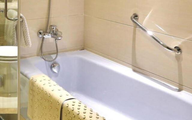 Jinhong Sea View Holiday Hotel