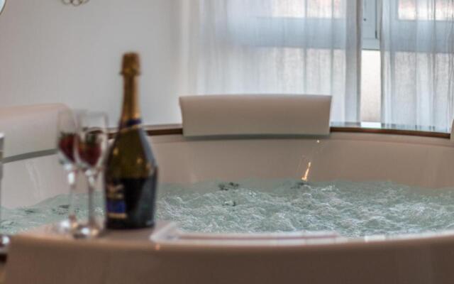 4 Star Suite SPA - Self Check-In