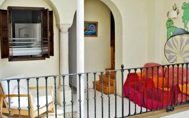Traveler's Inn Seville