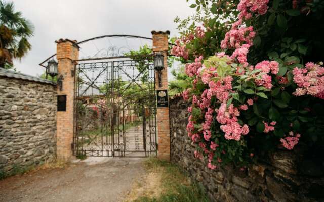 Chateau Eniseli