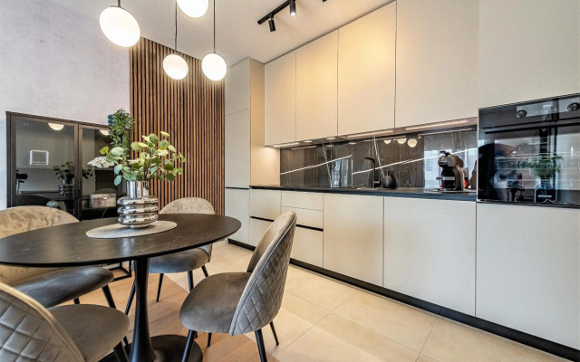 City Lux Apartment 2 - with garage and balcony