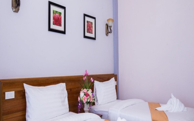 Royal Hill Satun Hotel