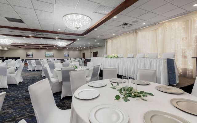 Best Western Plus Dubuque Hotel & Conference Center
