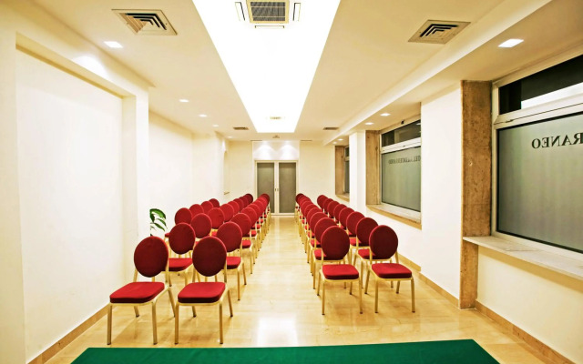 Mediterraneo Hotel & Residence