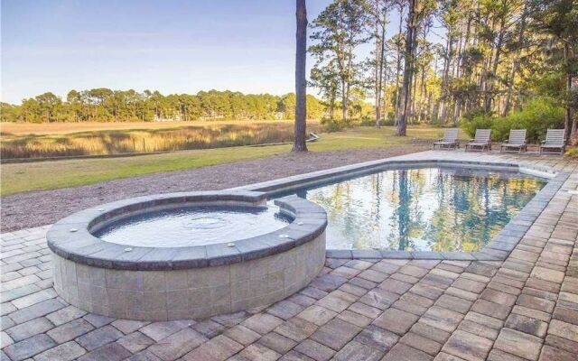 Wren Drive 18 by RedAwning