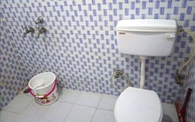 Spot On 44288 Maharaja Palace