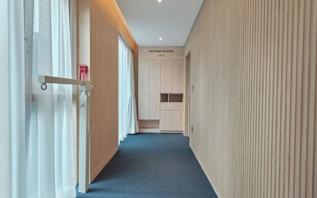 UH Suite Seoul Square