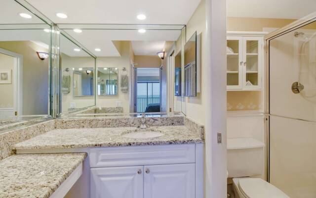 25870 Hickory Blvd #704