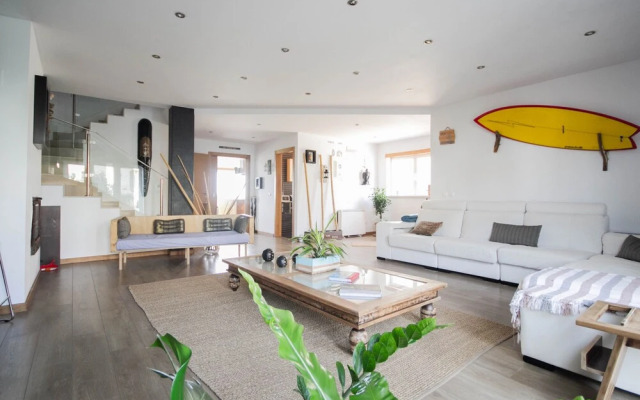 Ferrel Surf House