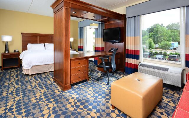 Hampton Inn & Suites Durham/North I-85