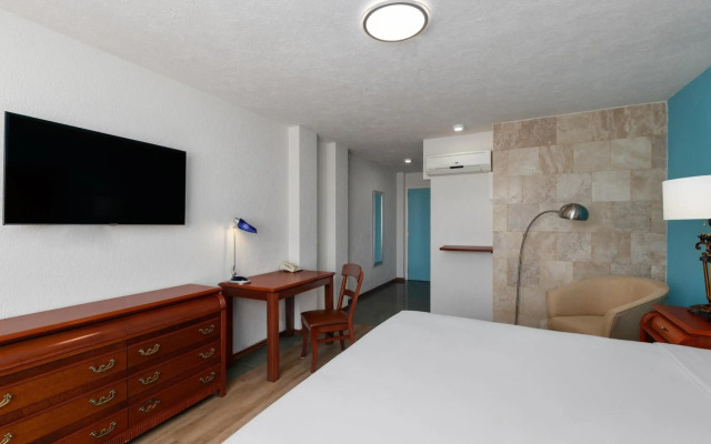 Howard Johnson by Wyndham Toluca