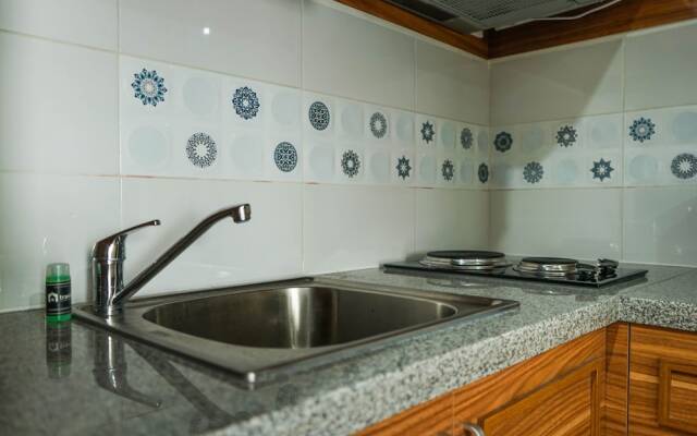 Contemporary Style 2BR at Lexington Apartment