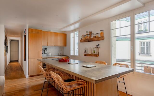 Paris Trocadero Elegant Residence