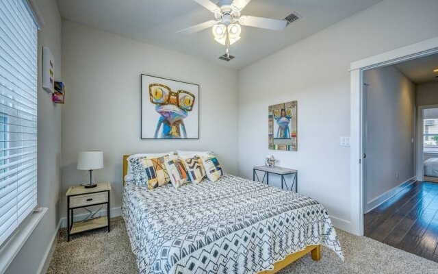 Beach Escape Four - Luxury Townhome