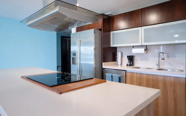 Mareazul 2 Bedroom Condo
