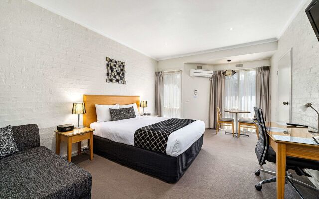 Comfort Inn Coach & Bushmans