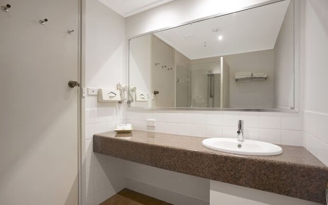 Richmond Henty Hotel