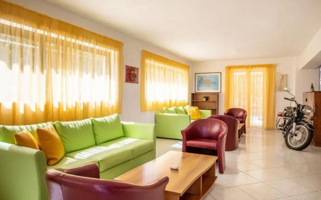 Sea View Hotel