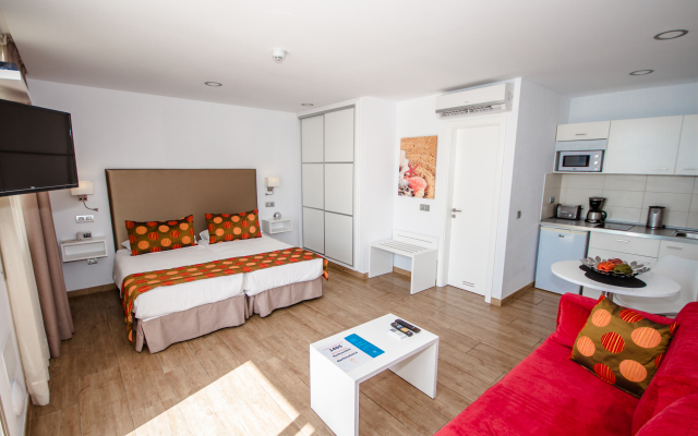 IG Nachosol Premium Apartments by Servatur - Adults Only