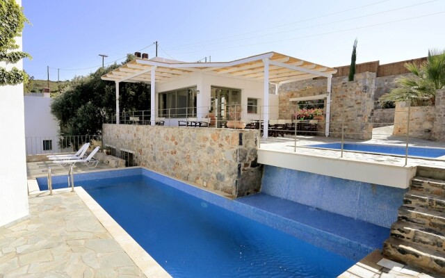 Enjoy the Great Amenities Offerd at the Mourtzanakis Residence