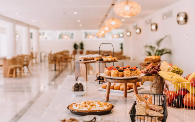 Brown Beach Evia Island, a member of Brown Hotels