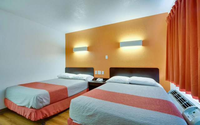 Motel 6-Muskogee, OK