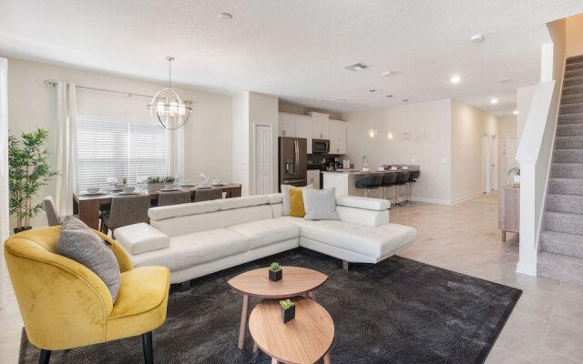 8931 SD - Pet-friendly 5BR Retreat: Private Pool