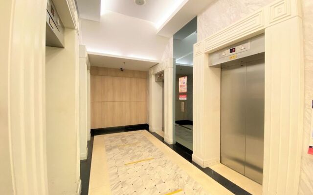 OYO 90192 Mansion One Suites