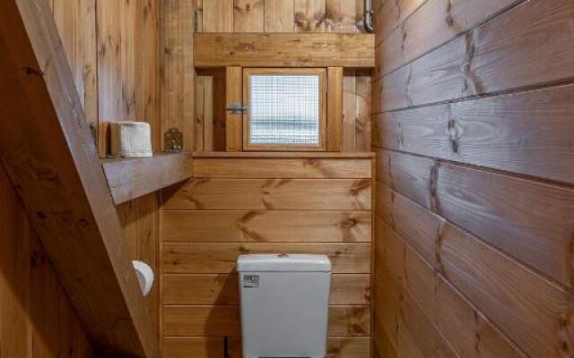 Vasilikia Mountain Farm & Retreat