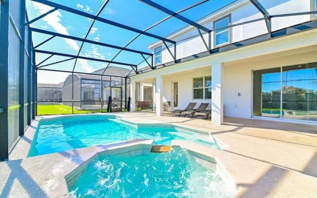 Beautiful Spacious House By Disney