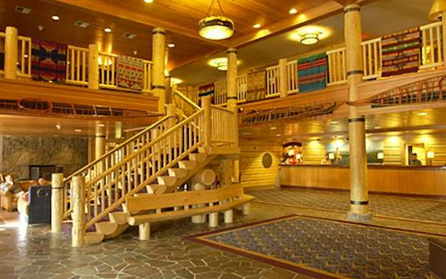 Heathman Lodge