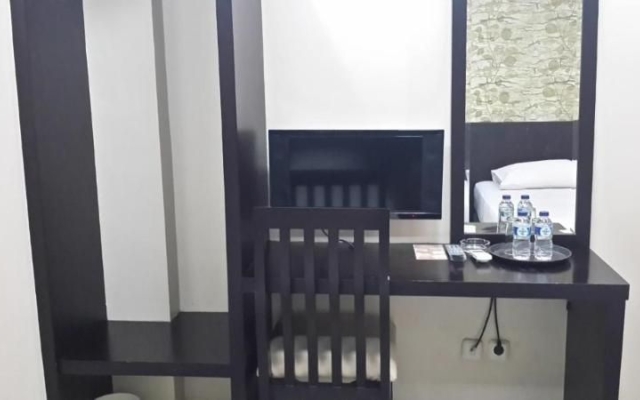 Wisma Davinci Roxy Jakarta