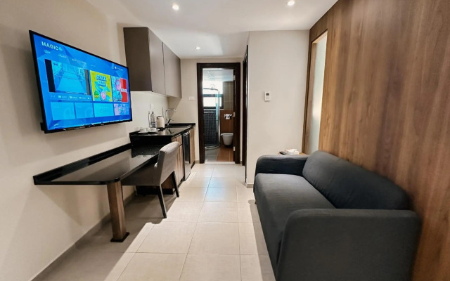 Celino Hotel