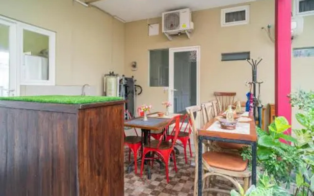 RedDoorz near Suncity Mall Sidoarjo