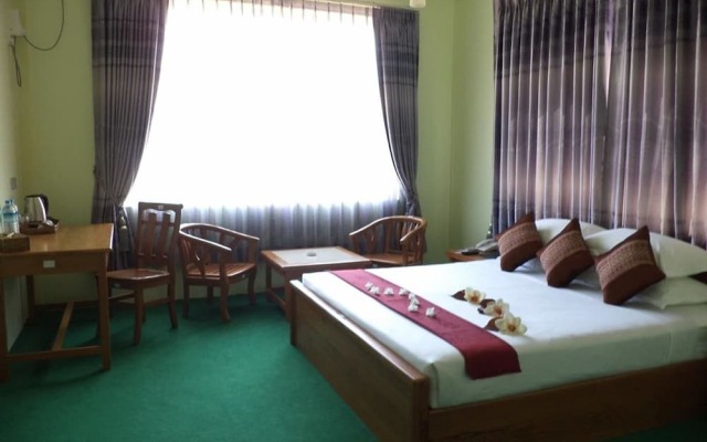 Jade Royal Hotel