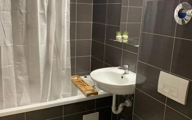 Sleep4-freep-mountainview-balcony-petfriendly