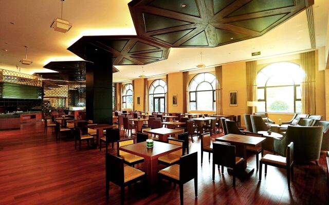 Qingdao Impression Hotel